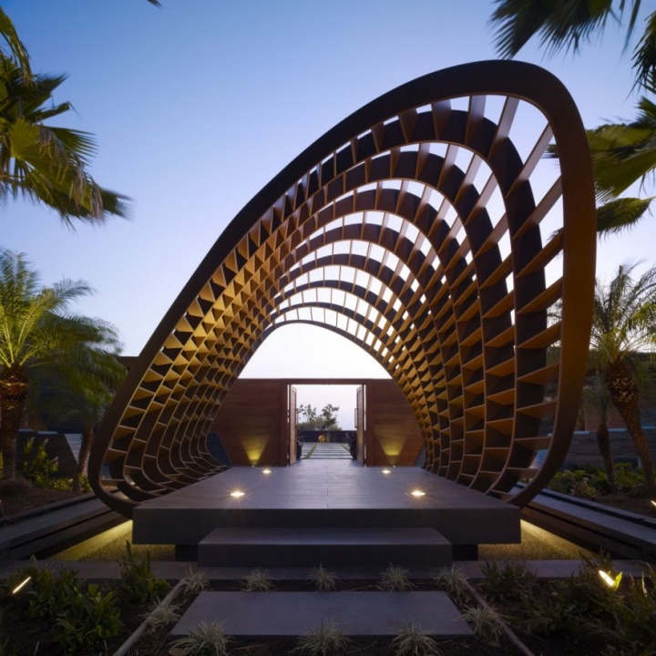 The Kona Residence in Hawaii by Belzberg Architects