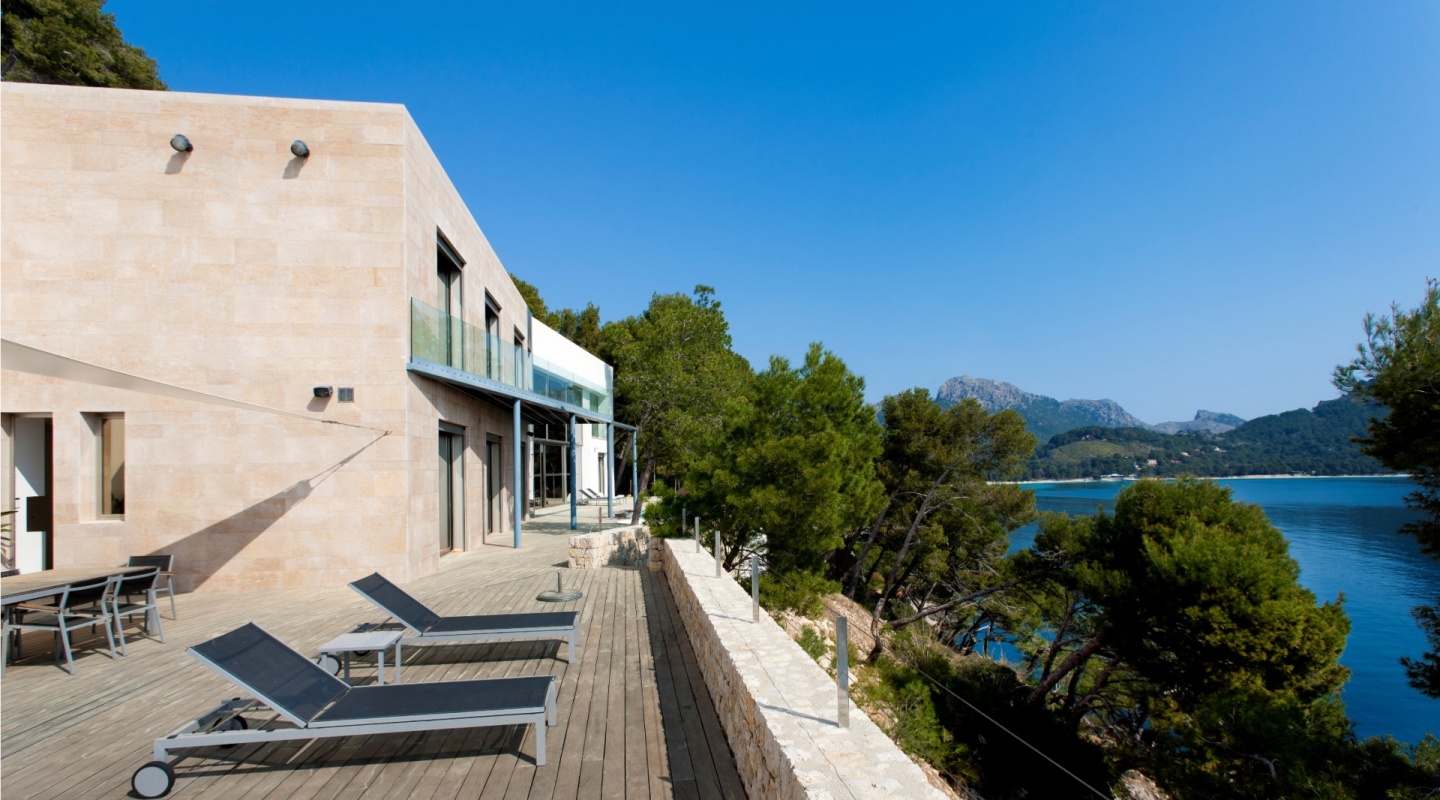 Luxury Modern Villa in Formentor, Mallorca For Sale Verzun