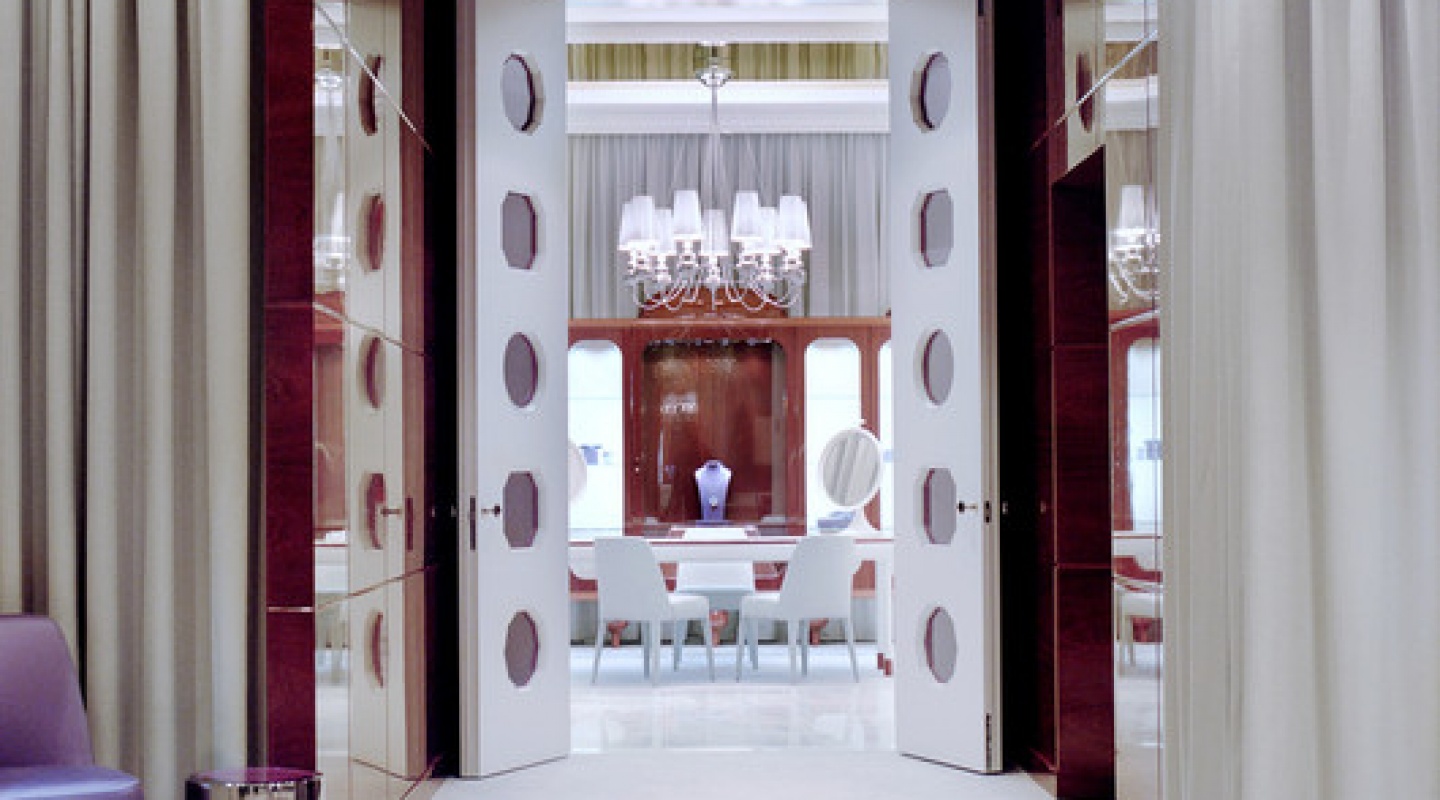 Faberge boutique by Hayon Studio