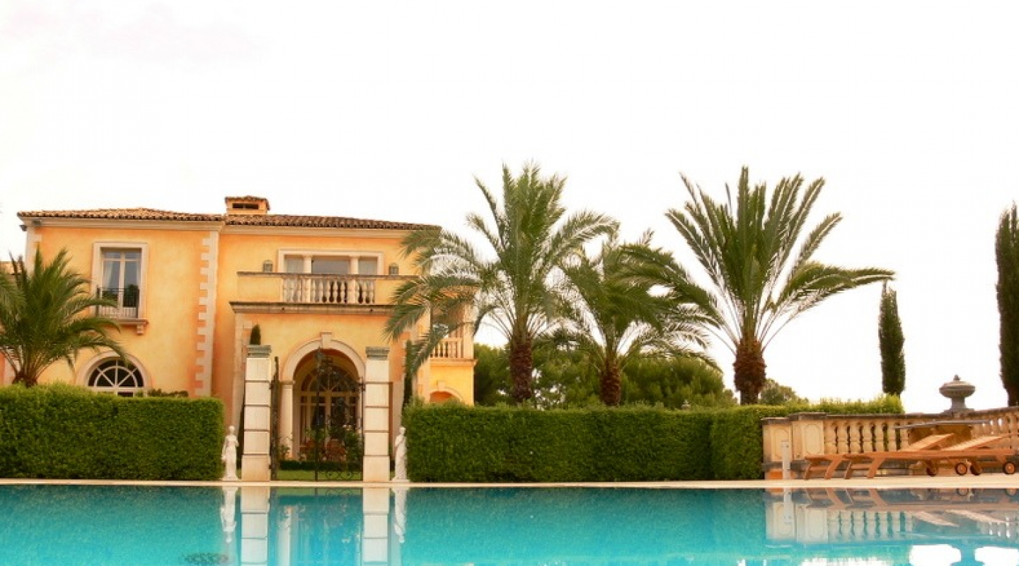 Luxury Villa in French Riviera