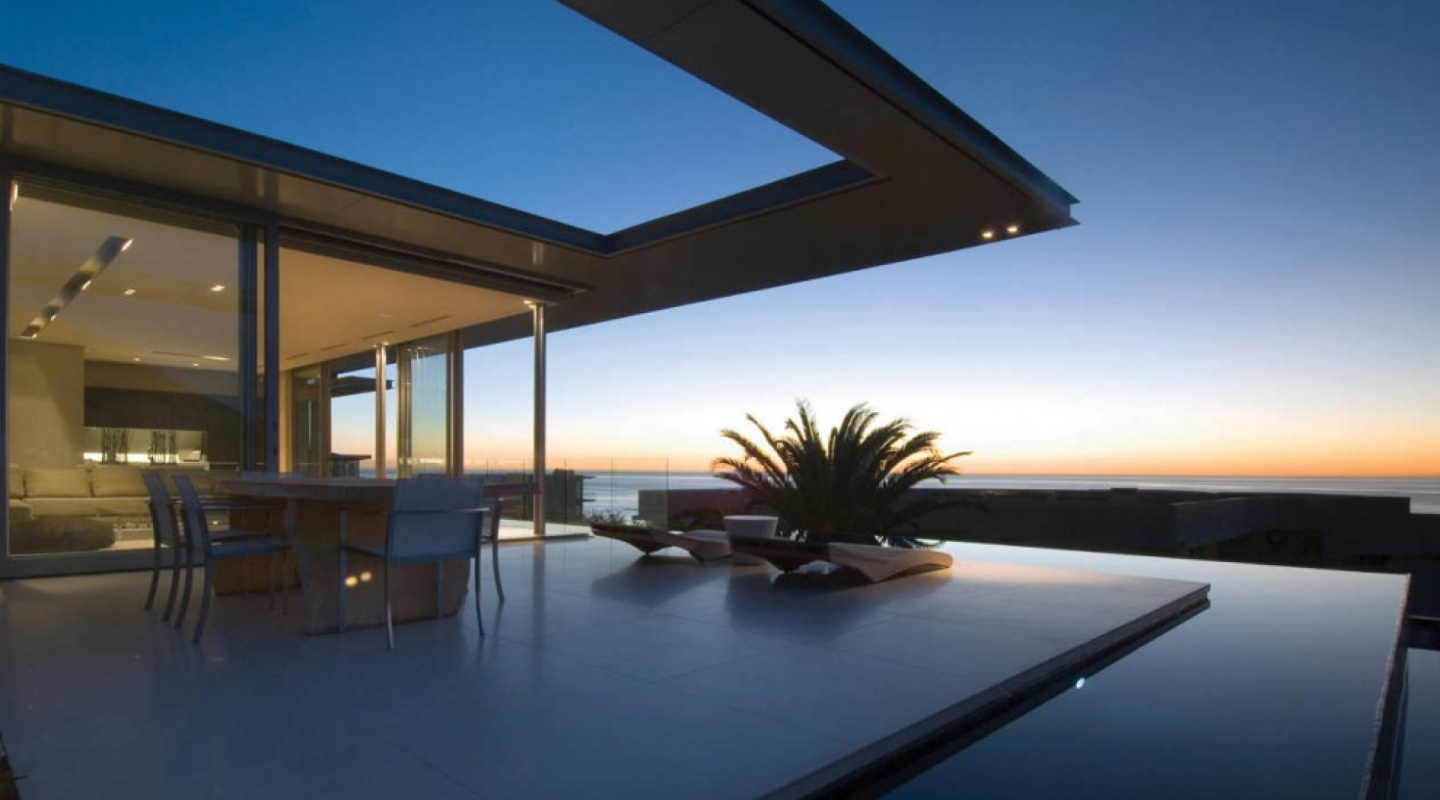 First Cresent-Villa-in-Camps-Bay-South-Africa-by-SAOTA