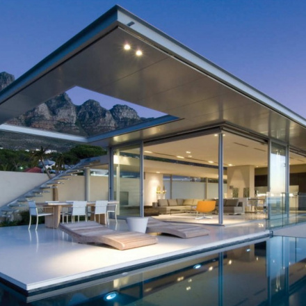 First Cresent-Villa-in-Camps-Bay-South-Africa-by-SAOTA