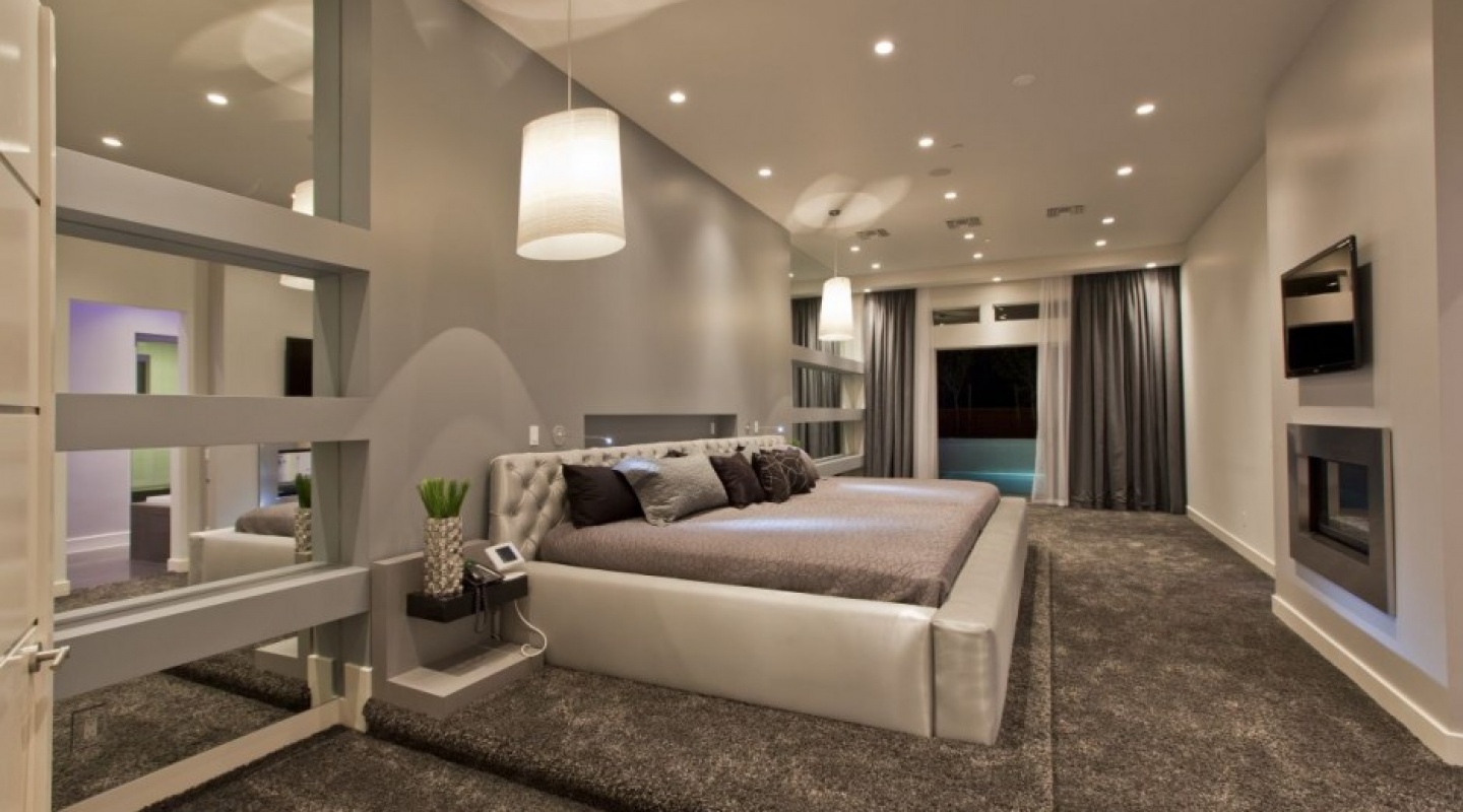 Hurtado Modern Residence in Las Vegas