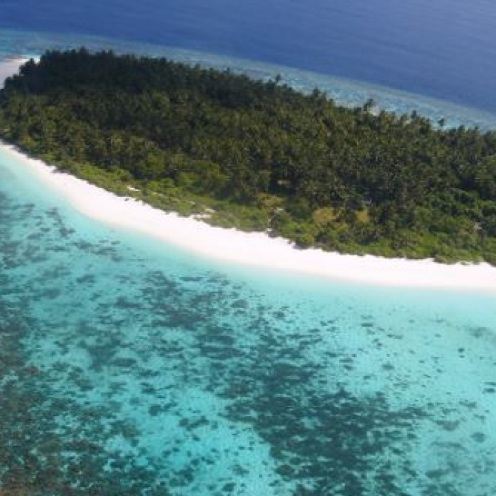 Vommuli Island Maldives