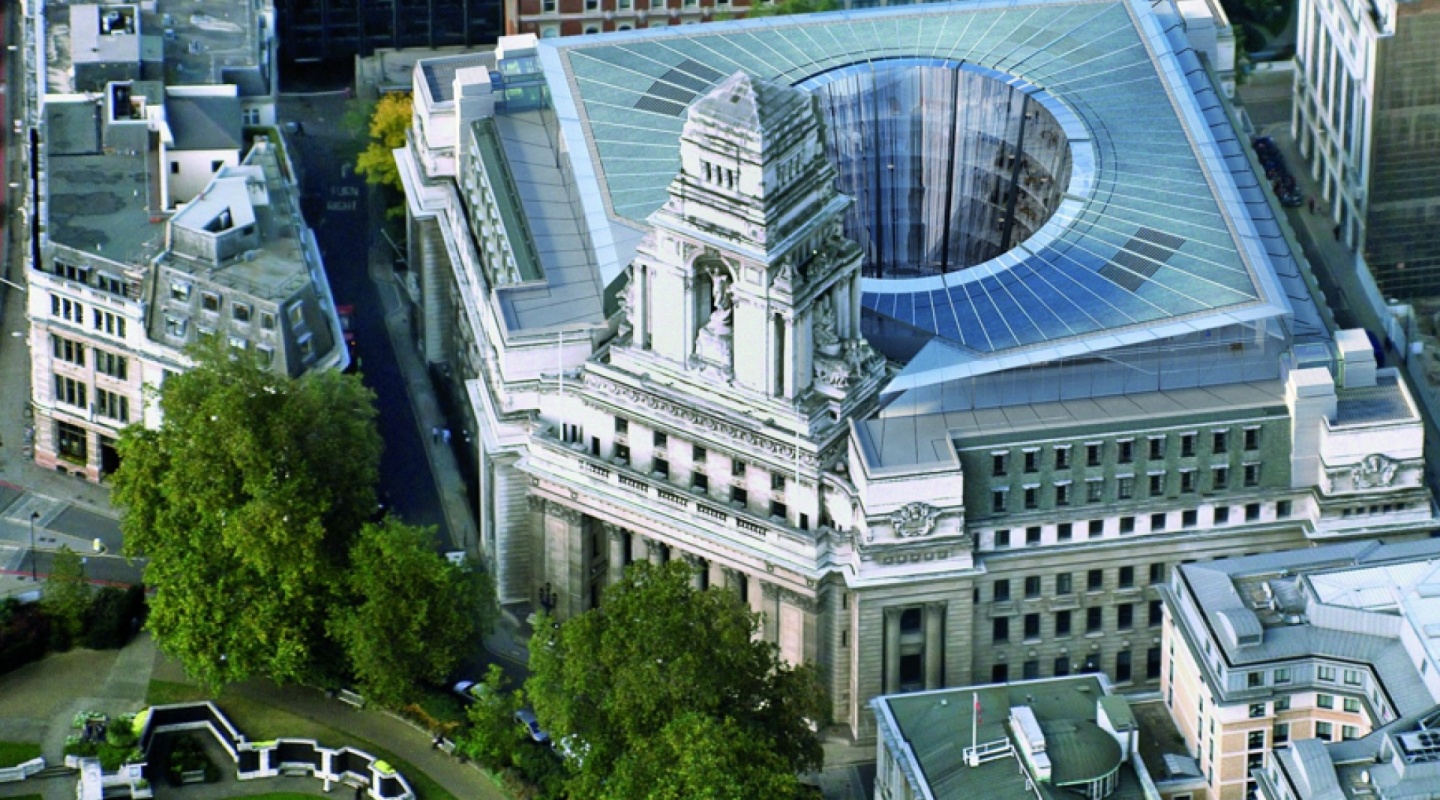 10 Trinity Square in London
