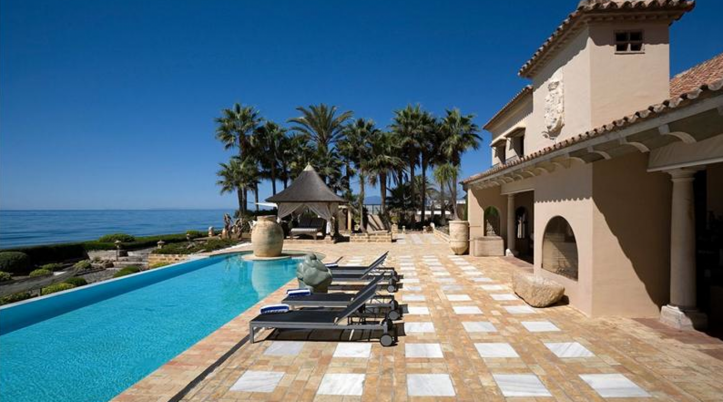 villa in los monteros spain 3
