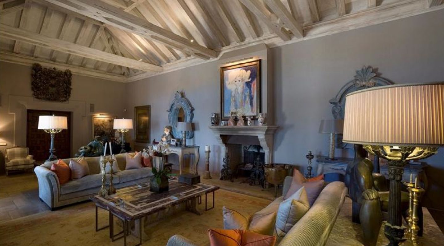 villa in los monteros spain 9