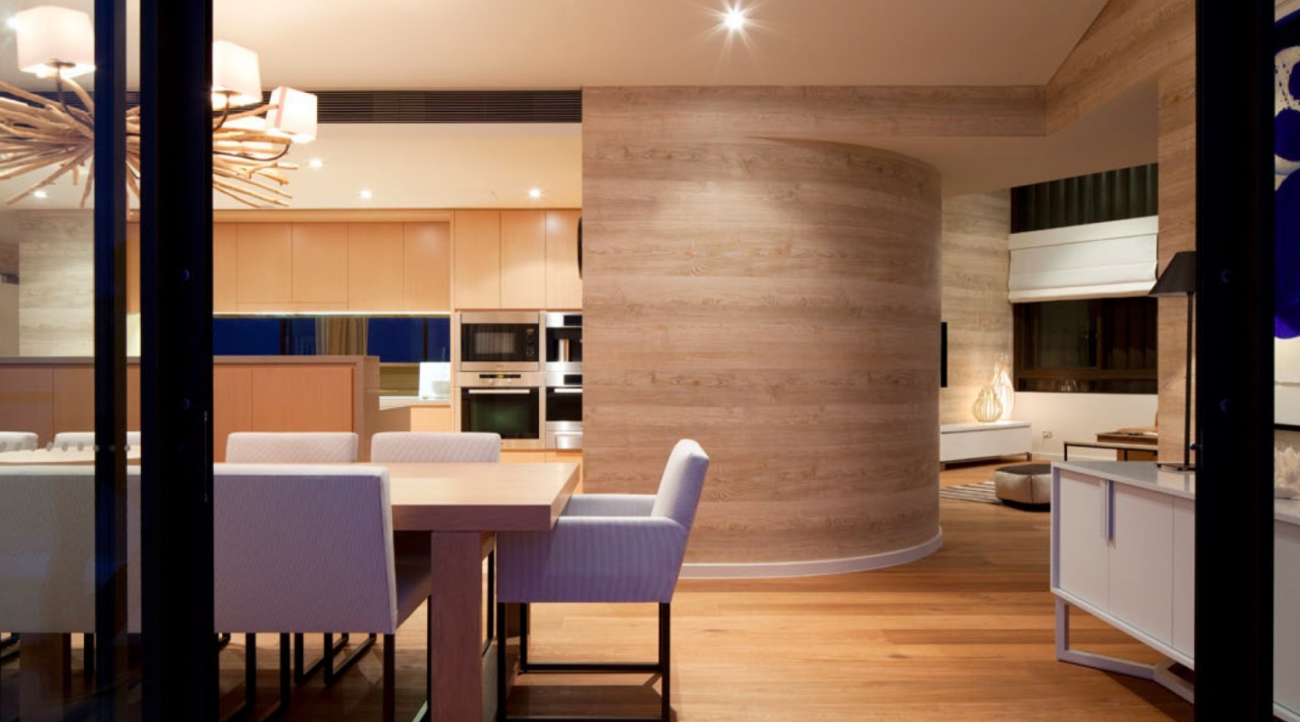 the royal penthouse ii in australia 7