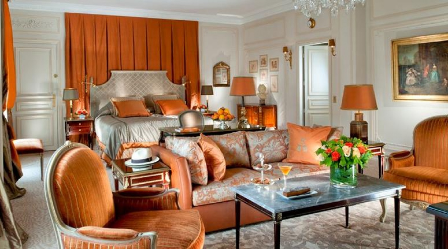 royal suite in hotel plaza athene 4