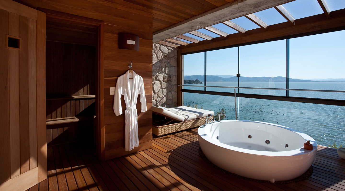 ponta dos ganchos in brazil 11