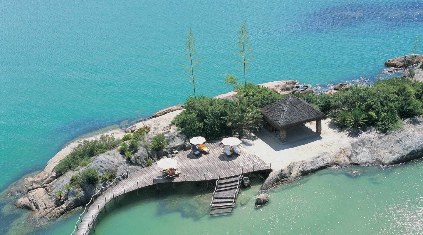 ponta dos ganchos in brazil 3