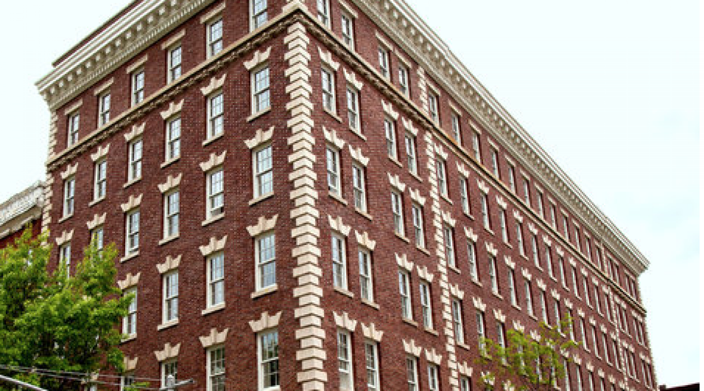 Abingdon 'Maisonette', West Village, New York City