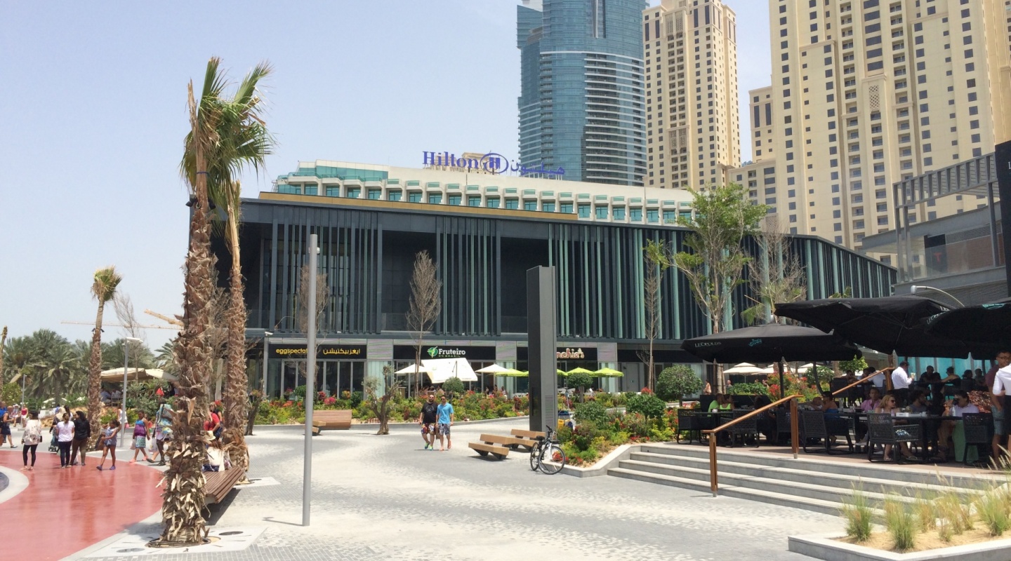 the beach in jbr 10