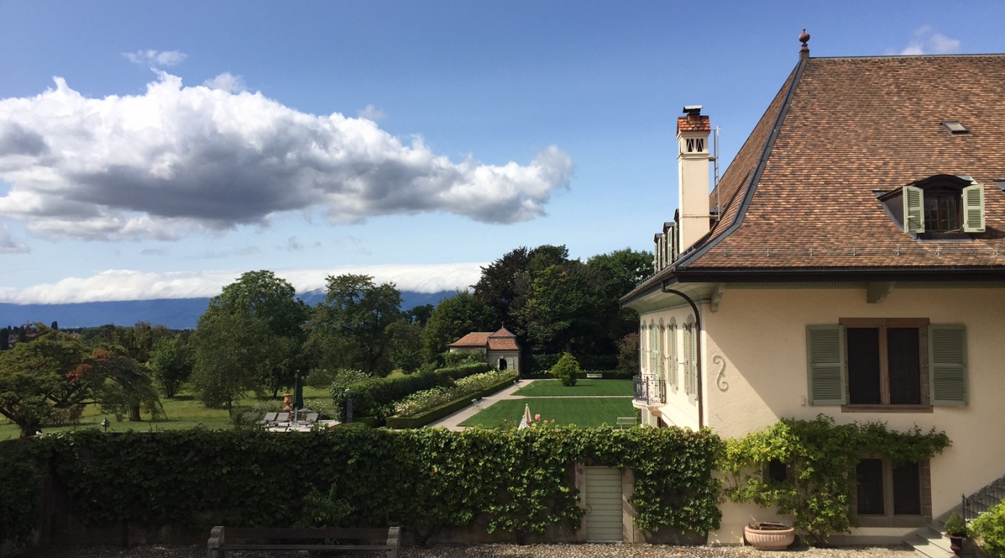 3 lake geneva estate