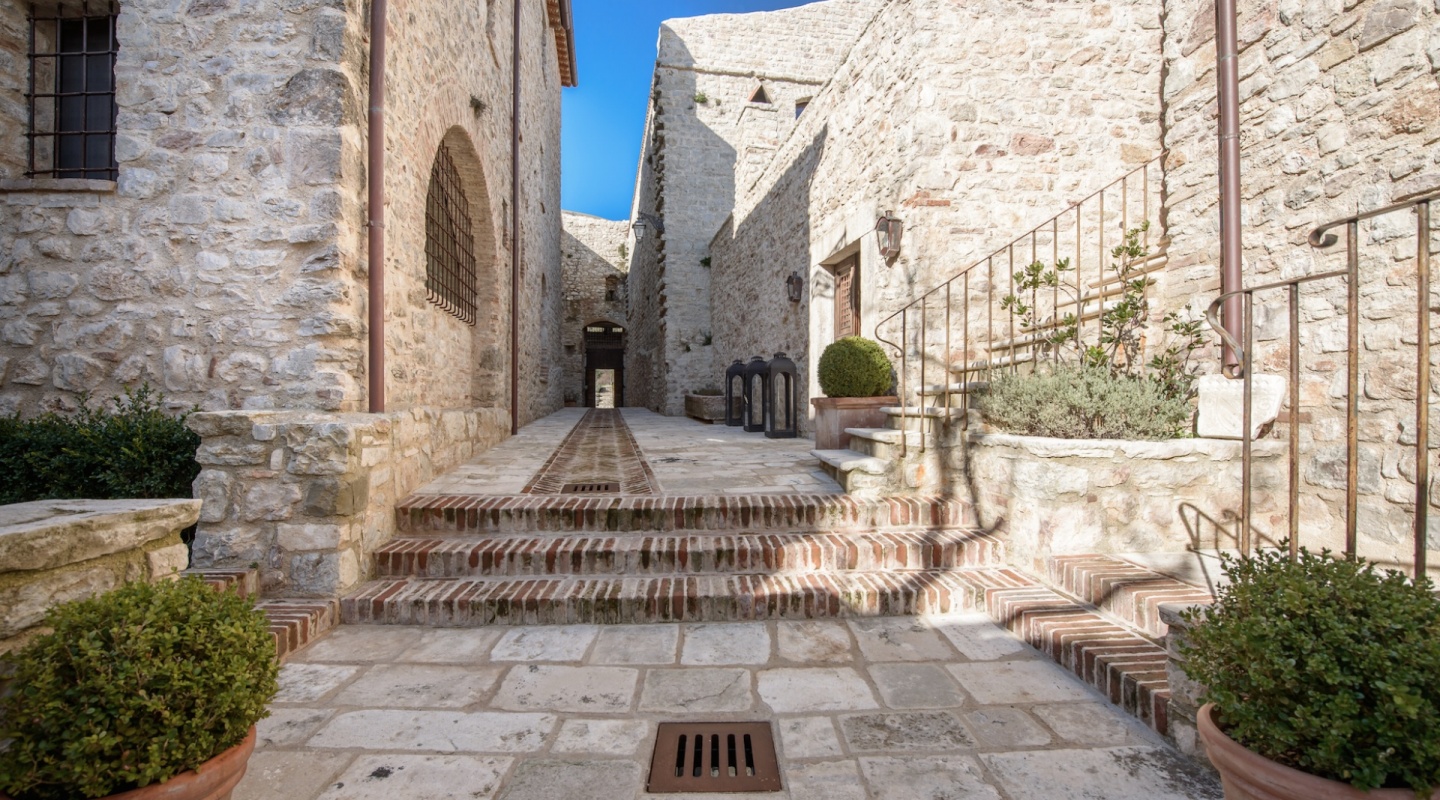 4 castello di valentina 1