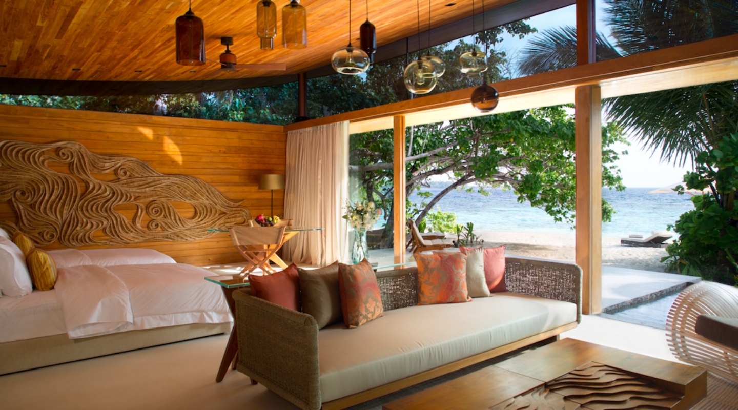 11 coco prive private island