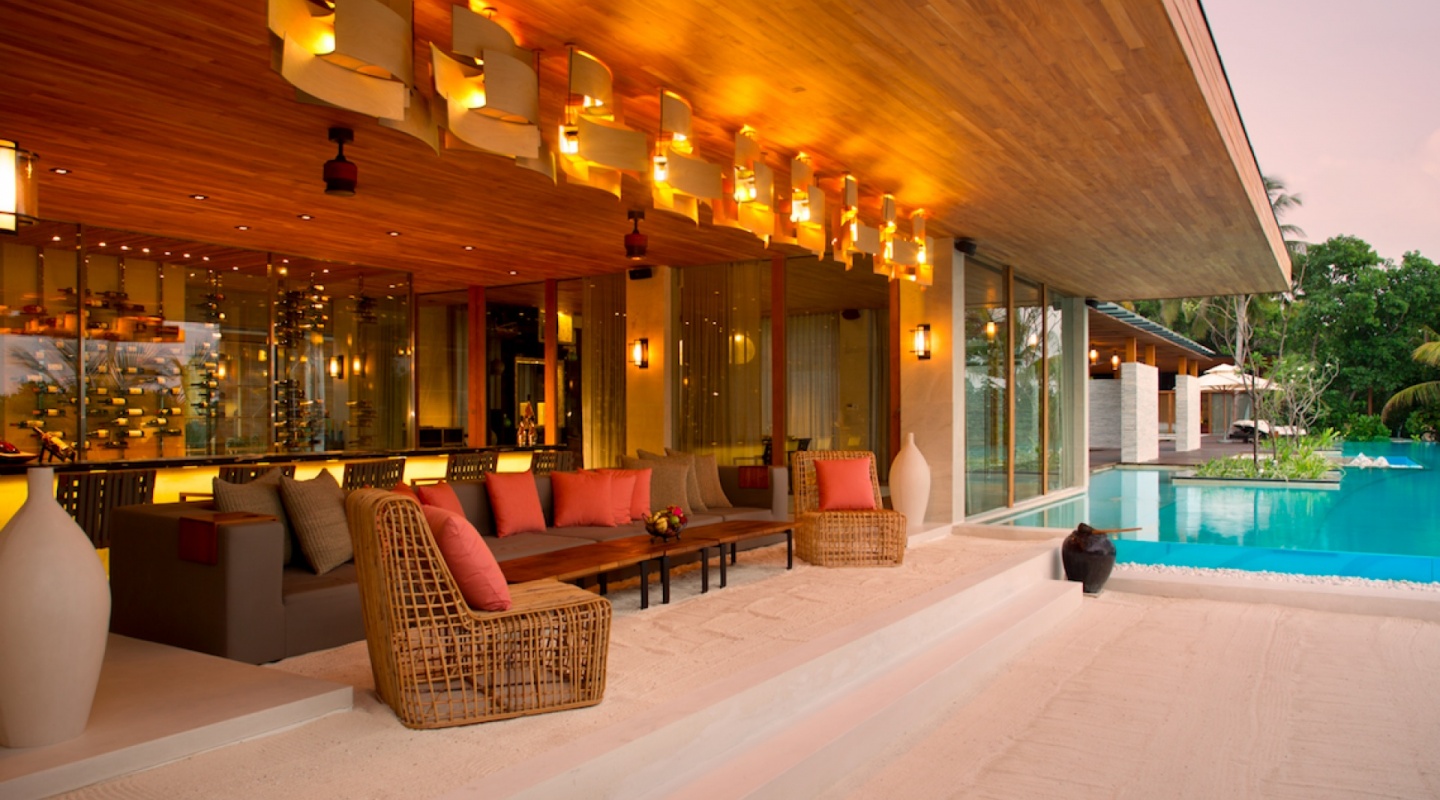 7 coco prive private island