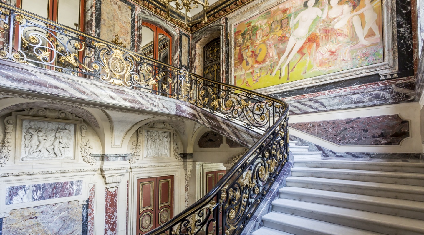 apartment in paris by verzun 11