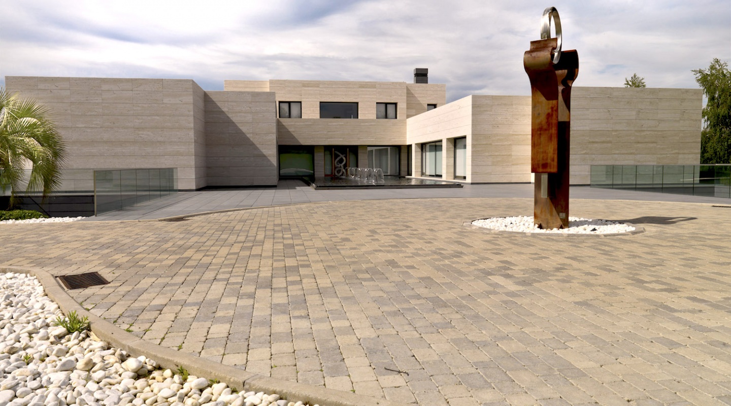 villa in pozuelo de alarcaan 14